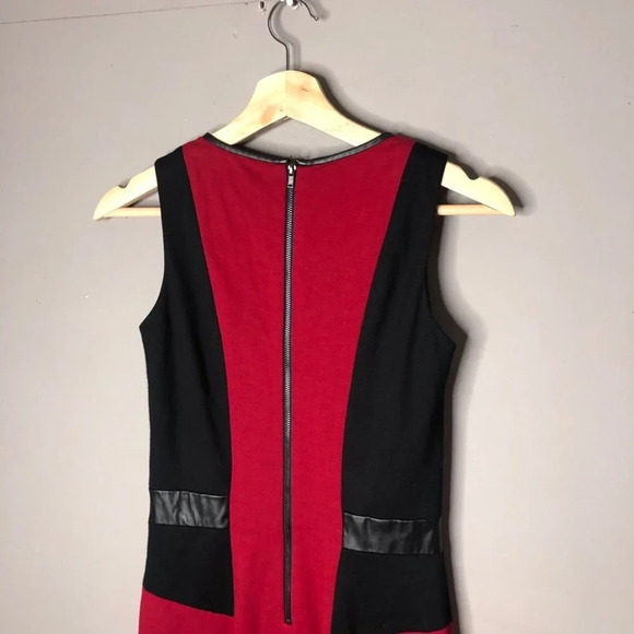 Cynthia Steffens black red  sheath dress 0 - Picture 8 of 8